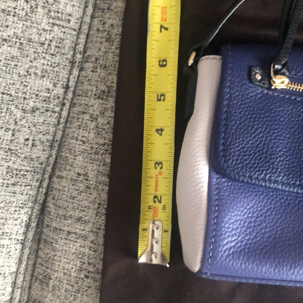 Kate Spade Crossbody - Picture 9 of 11